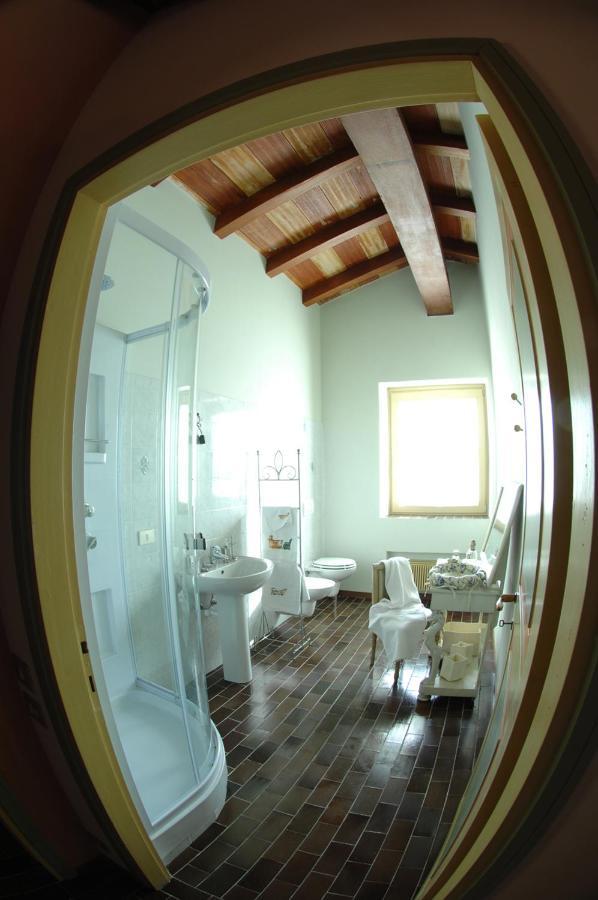 Bed and Breakfast Mirabilia Adrara San Rocco Esterno foto